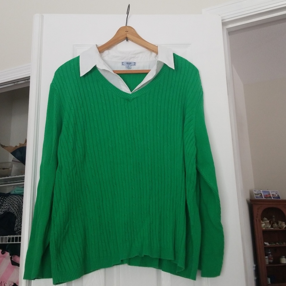 Green Izod sweater with dress shirt trim